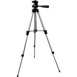 三脚
スマフォ、タブレット用アダプタあり - ニュースリリース１・ルーム YouTube配信・録画１名様までの使用　光回線10GBPSの設備の写真