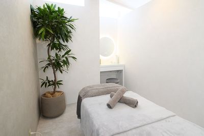 施術室① - 植村ビル シェアサロン　豊中曽根の室内の写真