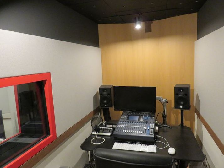 日本芸術専門学校 練習スタジオ(ANNEX Bstudio) - 日本芸術専門学校