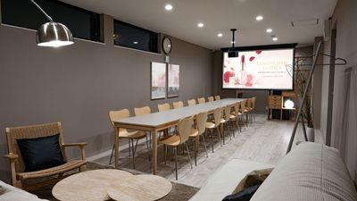 製品発表などプレゼン用途にも - COMMON LABの室内の写真