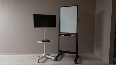ホワイトボード、モニター備え付き - COMMON LABの室内の写真