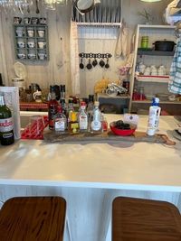 アイランドキッチンにはカウンターもございます。席数は２席です。 - smikko FURUMACHI smikko FURUMACHI  1Fシェアキッチン 貸切利用の室内の写真