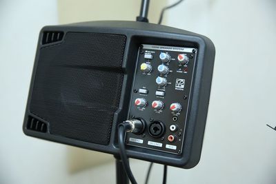 アンプ付きスピーカー - 音楽練習スタジオ　アルトポンテ 音楽練習スタジオ　アルトポンテ　Fスタジオ　電子ピアノの設備の写真