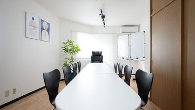 会議をレイアウト例 - スペースTAKAYA 湯島店の室内の写真