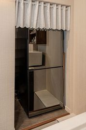 1階、冷蔵庫 - YokoSakura 一軒家丸ごとスペース　板橋駅徒歩2分の設備の写真