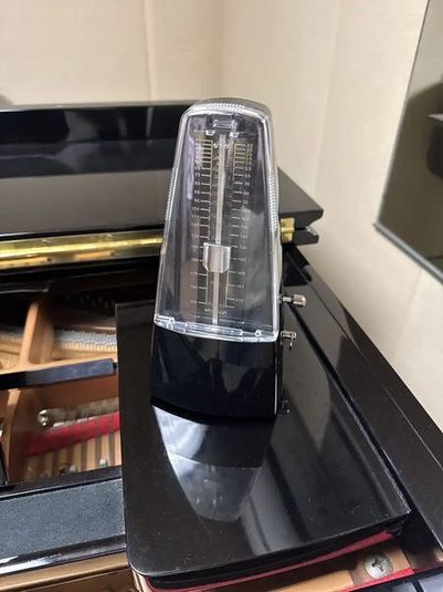 当日予約歓迎-名駅防音室グランドピアノ練習室(B) - レンタルスペースALBE