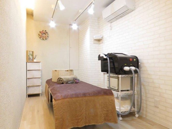 美容室内個室エステルーム（○大通り○路面○駅徒歩4分好立地） - サロンドクチュリエ