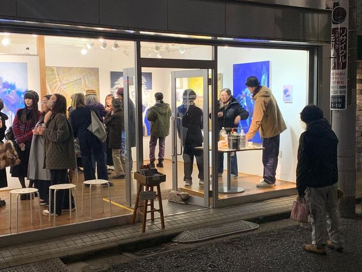 石川町元町口徒歩1分、全面ガラス張りのギャラリー - Gallery CHARLOTTE.USAGI