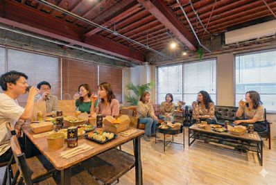 【 LIVROS 桜木町 】 - 【横浜桜木町】駅近パーティールーム 横浜桜木町パーティールーム　『 LIVROS 桜木町 』の室内の写真