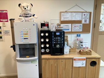 フリードリンクのご利用可能 - エミフィス練馬 半個室（木製）【B6】席の設備の写真