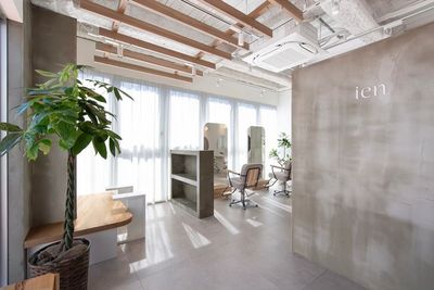 hair & beauty ien. 【表参道駅5分】表参道ヒルズ裏にあるヘアサロン丸ごと貸しの室内の写真