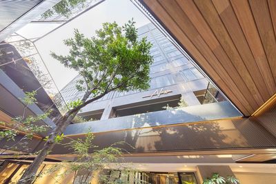 BIZcomfort 北浜 6名用会議室の外観の写真