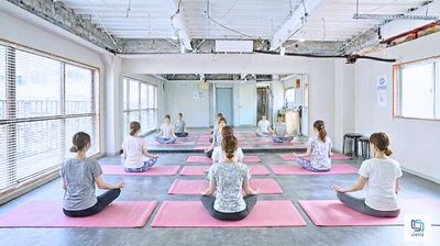 【LIVRIZ 桜木町】 - 【横浜桜木町】駅近レンタルスタジオ LIVRIZ桜木町｜鏡4.5m・有効30㎡のダンススタジオの室内の写真