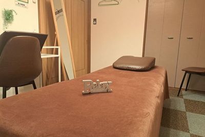 サロンスペース - 時間貸し個室空間「トレリラ北千住」 【トレリラ北千住】貸切プライベート空間レンタルサロンの室内の写真