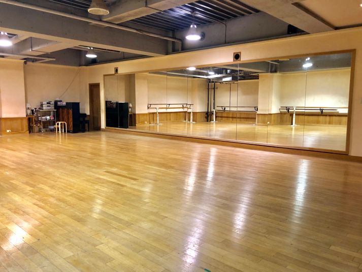 時間貸しスタジオ：ダンス、ヨガ - スタジオMOMO