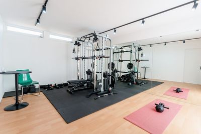 豊橋駅チカ、完全個室。整体とパーソナルトレーニングを、妥協のない空間で。 - BodyLabo豊橋