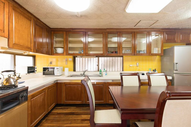 ゆんたく向き多目的スペース - キッチン広い・とまりん徒歩3分