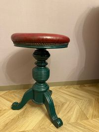 丸椅子（昇降あり） - 銀座レンタルサロン レンタルサロン　エステ　整体　カウンセリング　ヒーリング　の設備の写真