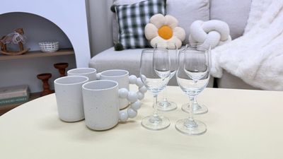 マグカップもかわいいものをご準備しております🥛 - サンフロリア代々木 パーティースペースの室内の写真