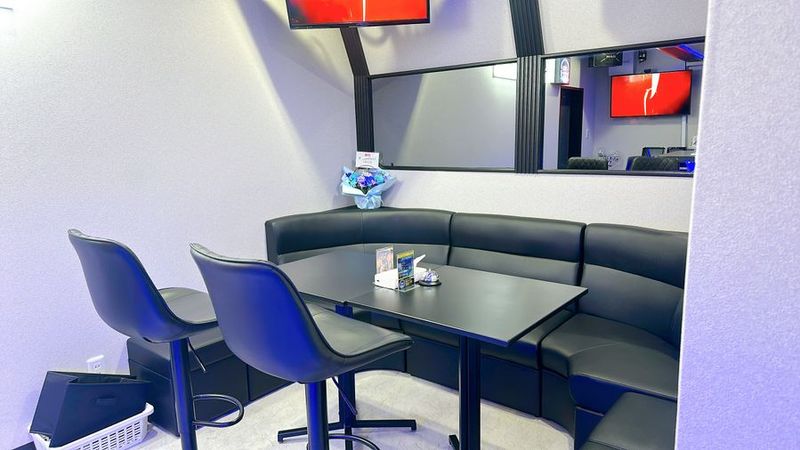 カラオケバー neo 梅田2号店 - カラオケバー neo 梅田2号店