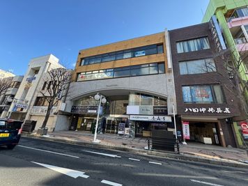 【八戸】 Fi-Neレンタルサロン 【八戸】美容室併設の完全個室レンタルサロンの外観の写真