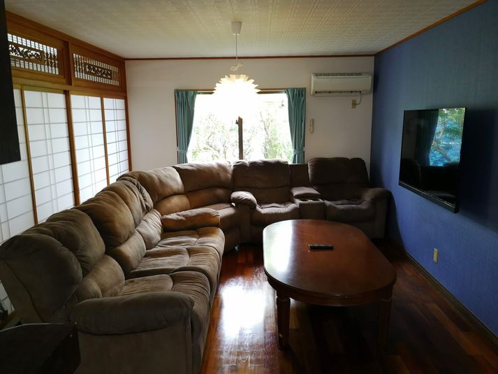 多目的ゆんたくスペース - 広いリビング絶景BBQスペース有