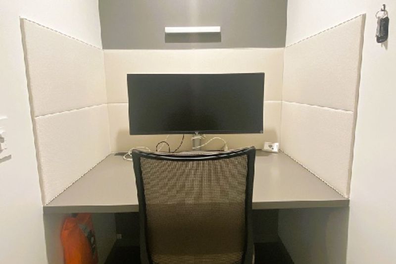 ひとり用個室 - comolu 浜松町 comolu浜松町　ひとり個室の室内の写真