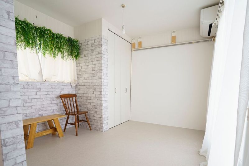 【京都・宇多野】自然光が差し込む白壁スタジオ - フォトスタジオTAMA