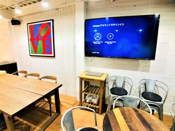65インチテレビのモニター
パソコンと簡単接続 - 恵比寿キッチンレンタルスタジオ Talk Kitchen  恵比寿レンタルキッチンスタジオ /Talk Kitchenの室内の写真