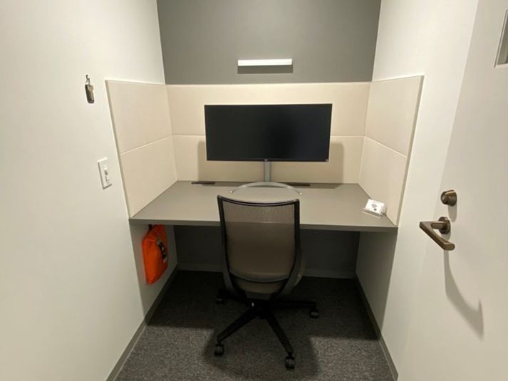 ひとり用個室 - comolu 新橋SL広場側 comolu新橋SL広場側　ひとり個室の室内の写真