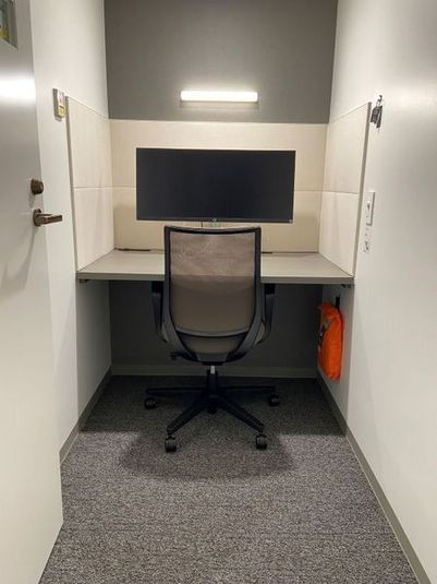 comolu神田東口　ひとり個室 - comolu 神田東口