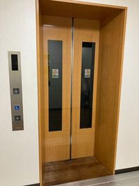 2階エレベータ入口 - 玉越　桶狭間店 名古屋市緑区桶狭間　多目的ホールの室内の写真