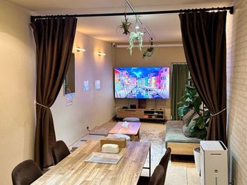 駅近で、「烏丸御池」や「四条烏丸」からも抜群のアクセスです！ - シエスタ烏丸 〈シエスタ烏丸〉の室内の写真