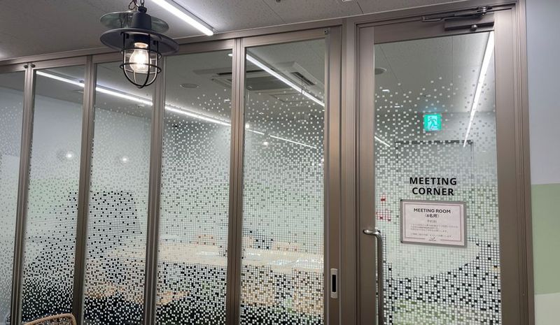 会議室（8名） - エミフィス所沢