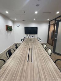 エミフィス練馬 ＜18:00~23:00枠＞会議室（12名）の室内の写真