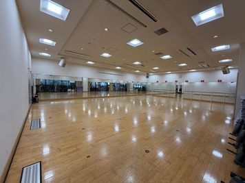 青葉台駅徒歩3分！ 170㎡/アトリオドゥーエNext青葉台3階にある大型スタジオ！ 土日17:30～22:00のみ - ルービー青葉台