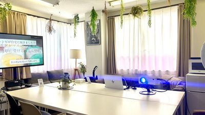 ストーン烏丸御池 貸し会議室・リモート・レンタルサロン・撮影スタジオの室内の写真