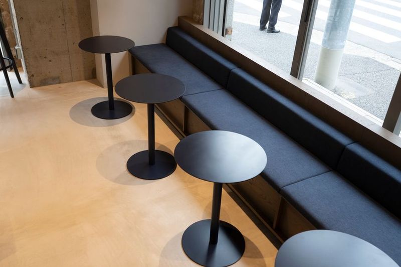 カフェ店舗のスペースレンタル - ShareOffice（シェアオフィス）結う-You-