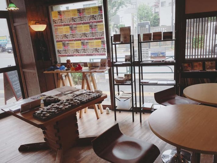 音楽とコーヒーの店 - Juhla Tokyo