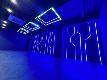 【BUZZ熊本】ダンスレンタルスタジオ 24時間OK BUZZ熊本 2st｜広々スタジオ・リハーサル・撮影の室内の写真