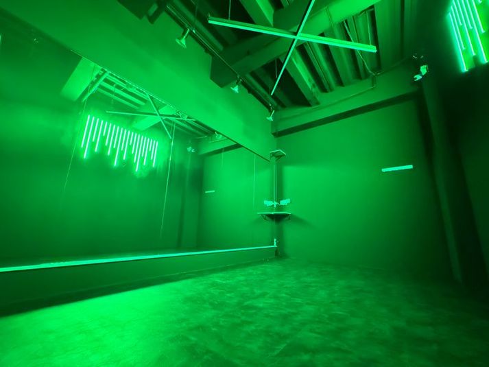 BUZZ熊本 3st｜ダンス・映え撮影スタジオ - 【BUZZ熊本】ダンスレンタルスタジオ 24時間OK