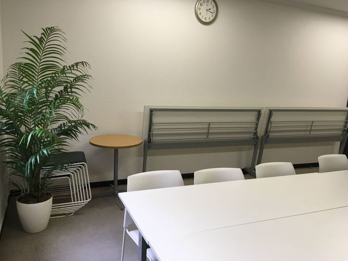 【最大18名着席可・レイアウト自由】貸し会議室・セミナールーム - odoranaオフィス谷町（旧katanaオフィス大阪谷町）