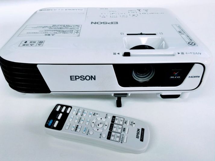 【最大18名着席可・レイアウト自由】貸し会議室・セミナールーム - odoranaオフィス谷町（旧katanaオフィス大阪谷町）