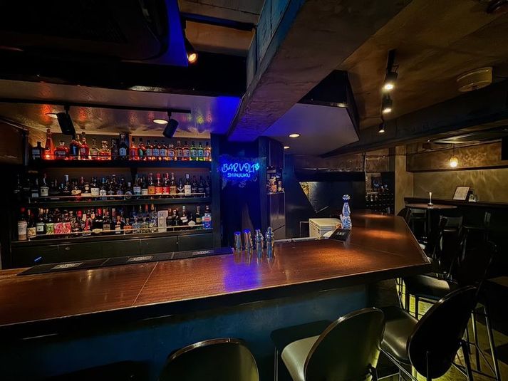 Relax BAR 新宿南口｜イベント・撮影利用📸 - Relax BAR 新宿南口