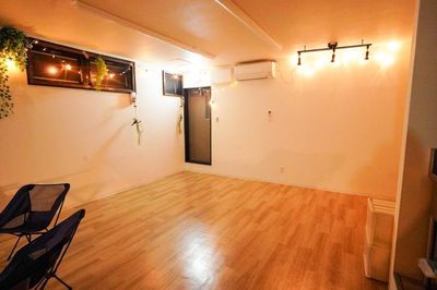ジョイントマットない状態ですが、今はあります。 -  GOOD LINK FACTORY GOOD LINK  FACTORY 01　レンタルスペース　の室内の写真