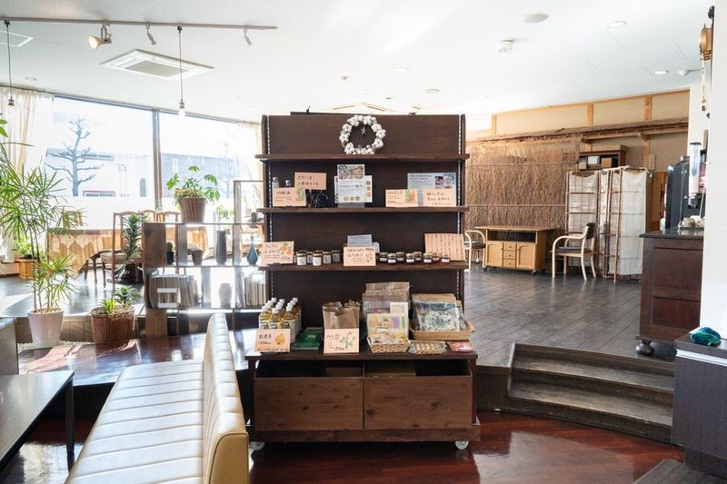 カフェスペース - 鈴鹿カルチャーステーション　SCS