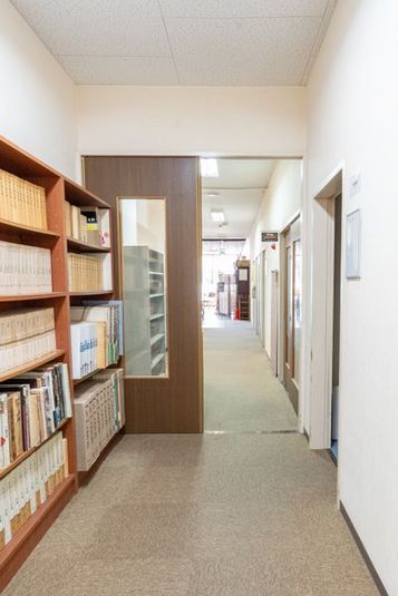 会議室中 - 鈴鹿カルチャーステーション　SCS