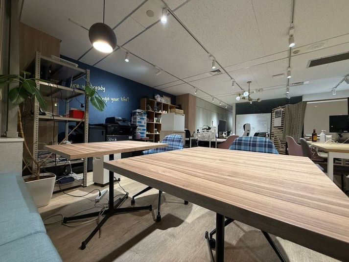 35名イベントスペース（バーカウンター/キッチン付き） - ミートアップカフェ西新宿