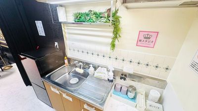 キッチン
撮影中は黒のカーテンで見えないよう仕切ることができます。 - 姫スタジオ（大名ゴシック店） 姫スタジオ（博多ゴシック店）の室内の写真