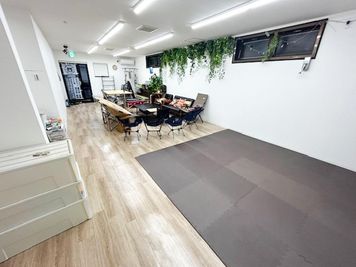 ジョイントマットエリア -  GOOD LINK FACTORY GOOD LINK  FACTORY 01　レンタルスペース　の室内の写真